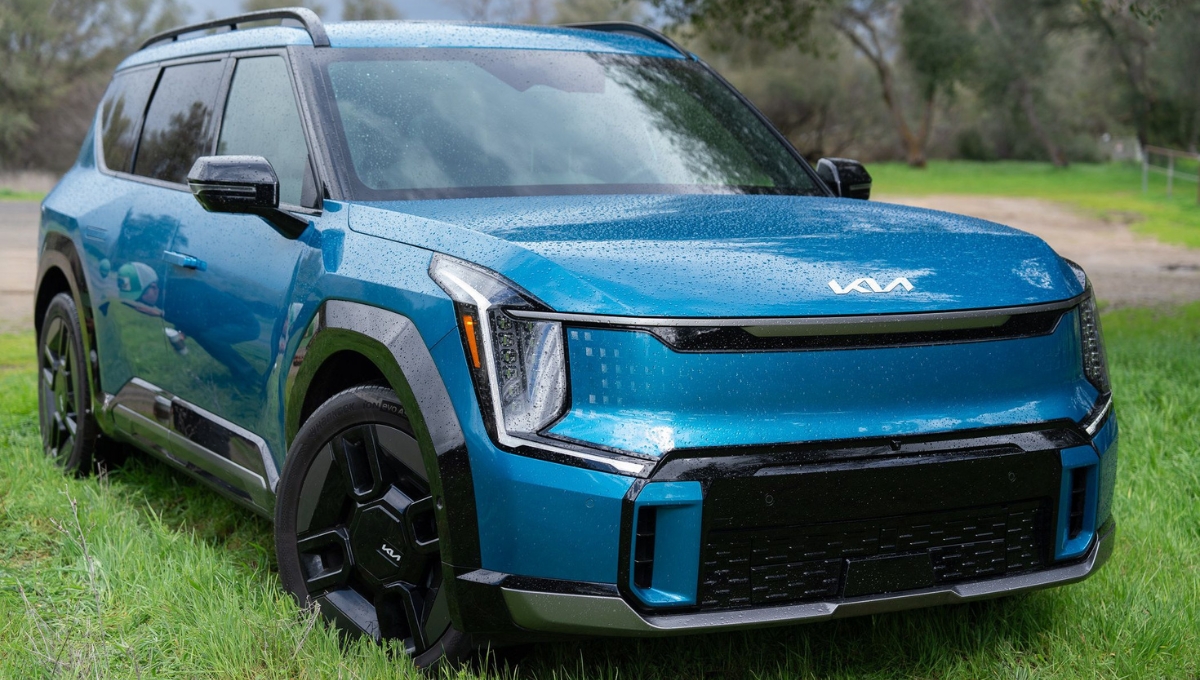Kia EV9: Premium Electric SUV with 561km Range, Launching Soon at Rs 80 Lakh