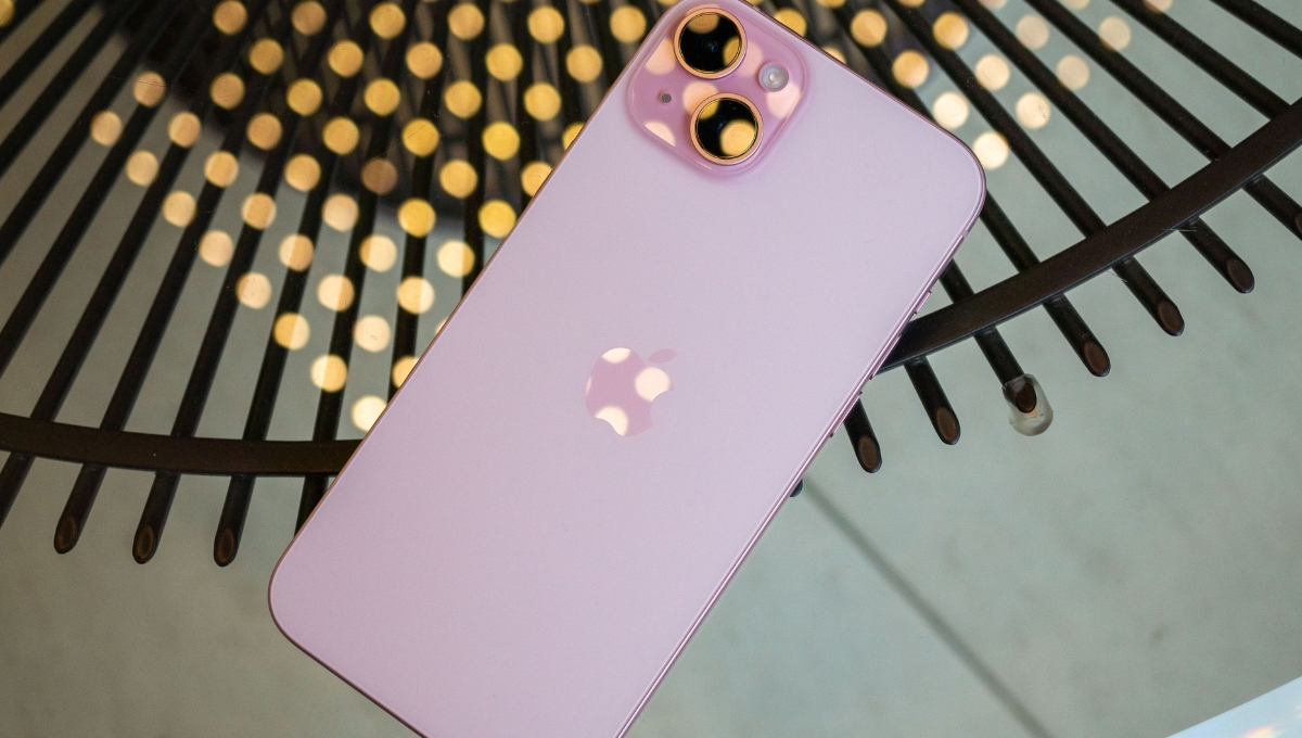 iPhone 15 Plus: A new meaning of luxury, this great Apple phone is available for ₹ 72,900
