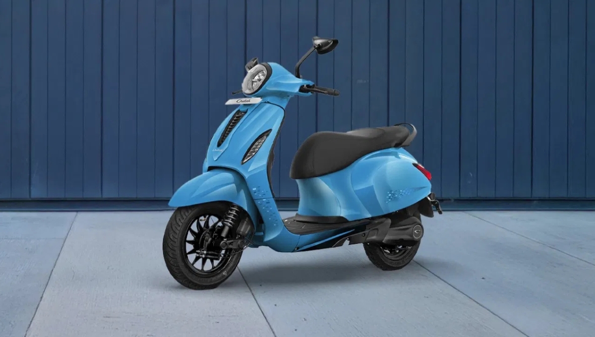 Bajaj Chetak 3001 EV: 251km Range, 100km/h Speed, All This at Just Rs 32,000