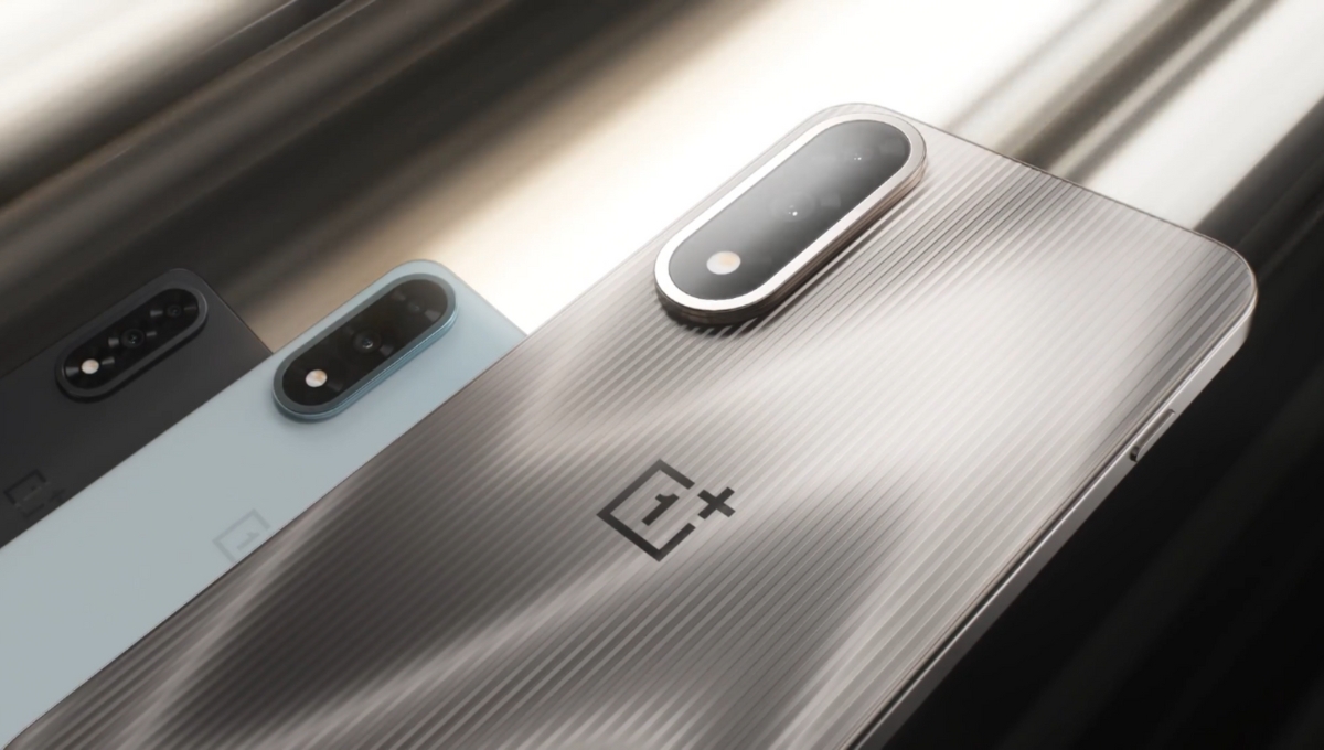 OnePlus Ace 5 Ultra under ₹30,000: Powerful phone with 6700mAh battery, 100W charging and 50MP camera