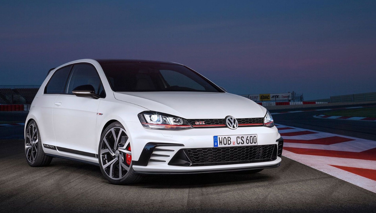 Volkswagen Golf GTI Arrives at Rs 53 Lakh, A 261 BHP Beast with 13 km/l Mileage