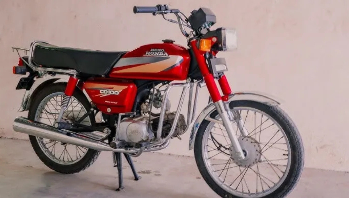 Hero Honda CD 100 2025: India Legendary Bike Returns with 90 kmpl Mileage and Price Starting at Rs 65,000