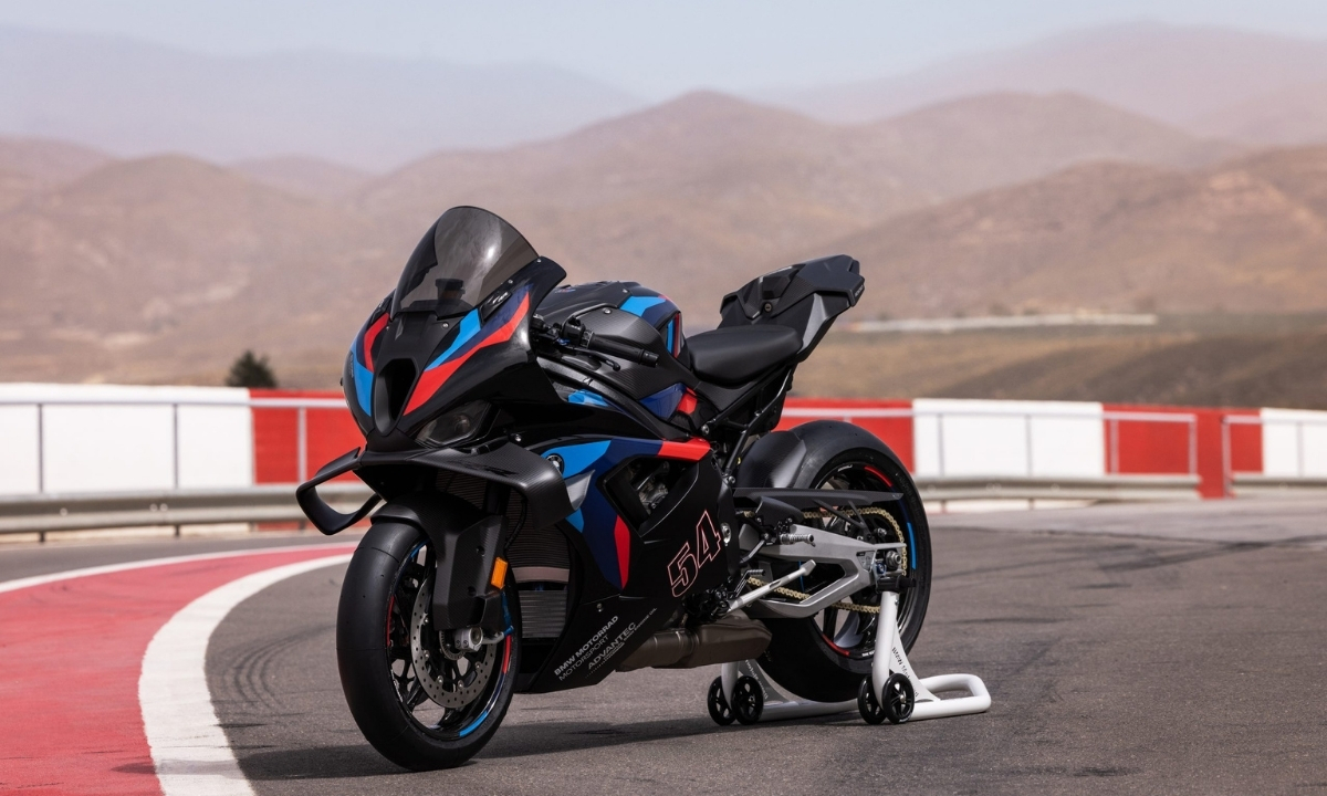 BMW M 1000 RR