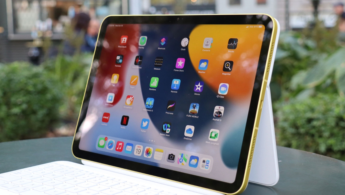 Apple iPad 2025