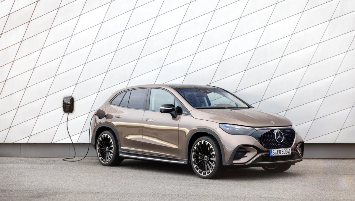 Mercedes-Benz EQE SUV: Luxury Meets Power with 550km Range and Rs 1.39 Cr Tag