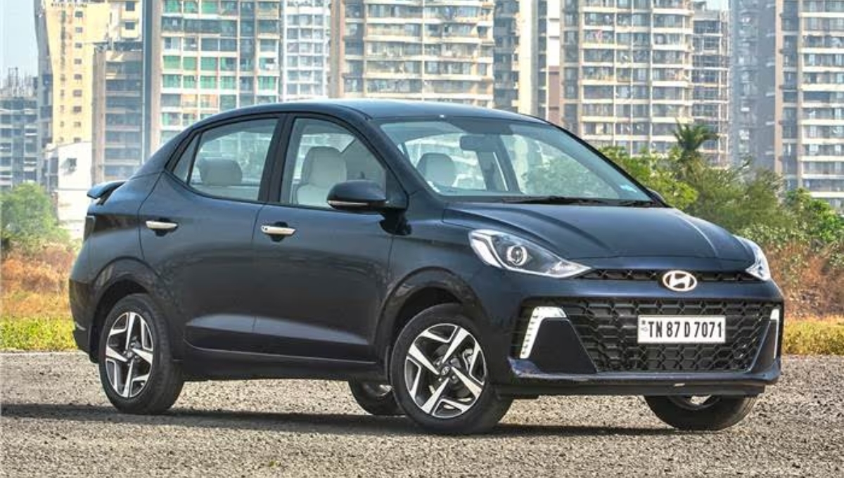Hyundai Aura CNG 2025, Perfect Family Sedan With 22 km/kg Mileage, Starts at Rs 7.89 Lakh