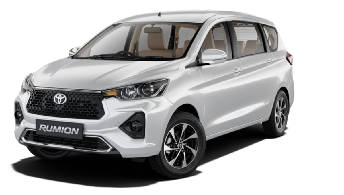 Toyota Rumion: The Perfect 7-Seater Family MUV with 20.11 kmpl Mileage, Starts at Rs 10.44 Lakh