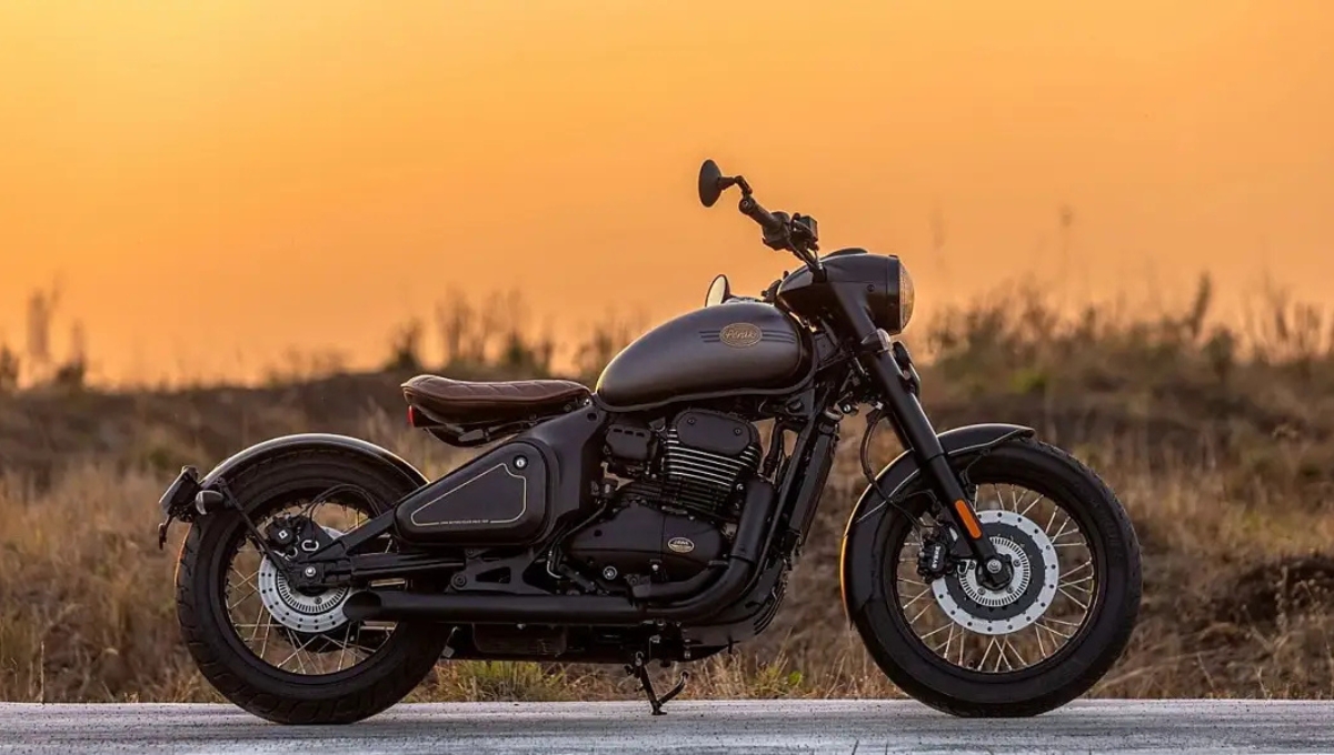  Jawa Perak Review: Classic Bobber Style with 34 kmpl Mileage, Yours at Just Rs 2.13 Lakh