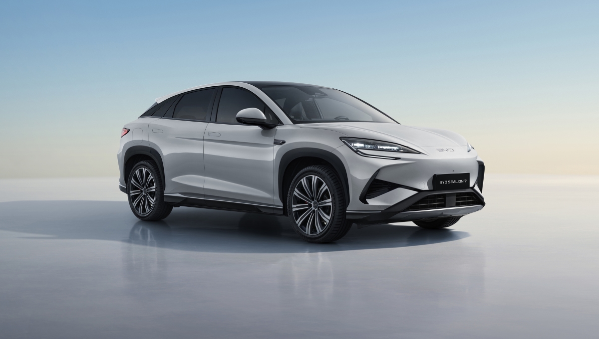 BYD Sealion 7: All-Electric SUV with 523bhp, AWD, and 542km Range Priced Around Rs 50 Lakh