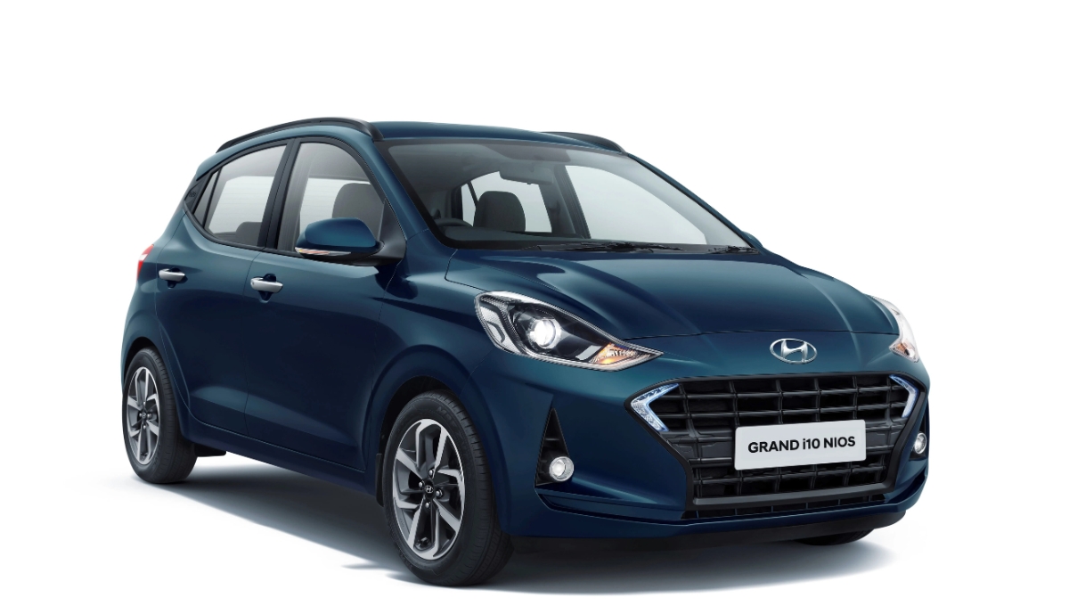 Hyundai Grand i10 Nios 2025: Stylish Hatchback with 16 kmpl Mileage, Starting at Rs 5.92 Lakh