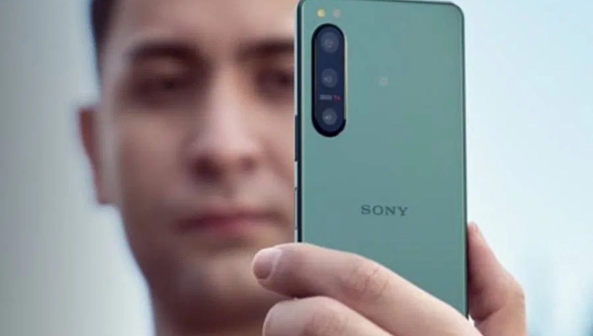 Sony Xperia 5 III: Premium smartphone with great camera, powerful performance and 100 hours of battery life