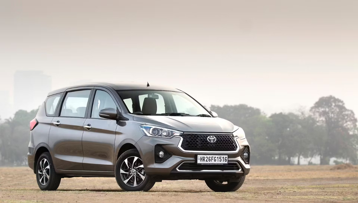 Toyota Rumion: The Perfect 7-Seater Family MUV with 20.11 kmpl Mileage, Starts at Rs 10.44 Lakh